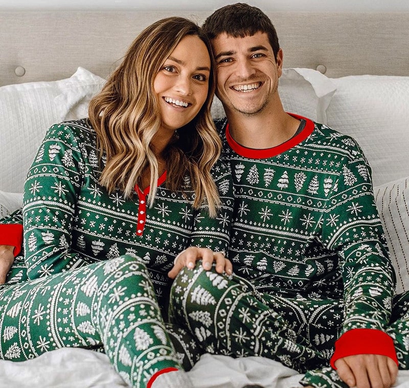 Dream in Comfort: Magic of Personalized Christmas Pajamas at